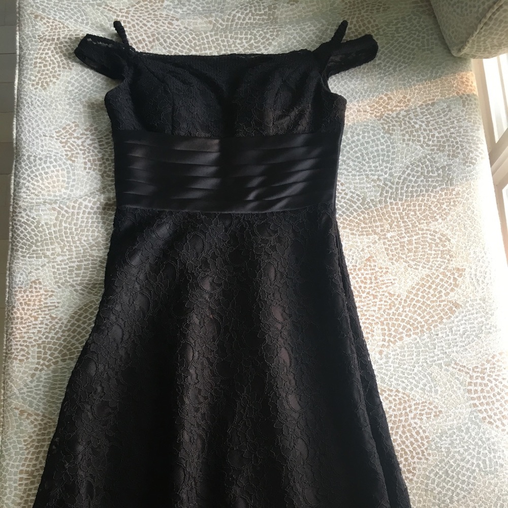 White House black market black dress size 2
